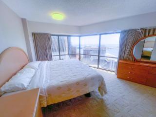 Ocean View Retro 1-Bedroom EC condo - Honolulu - 1