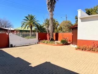 Ethithiya Swiss Chalets - Windhoek - 1