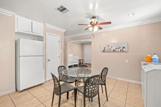 Modern Family Home w Full Amenities & Near ONT - Pomona - 6