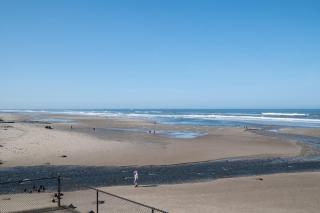 Oceanfront Suite - Upper Floor - Lincoln City - 6