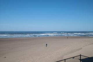 Oceanfront Suite - Upper Floor - Lincoln City - 4