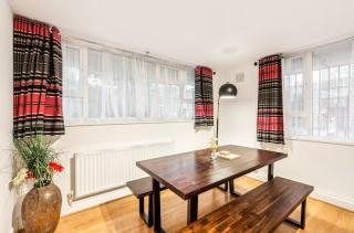 ZONE 1 - Spacious 1 bed Flat sleeps 4 - London - 5