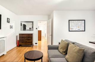 ZONE 1 - Spacious 1 bed Flat sleeps 4 - London - 2