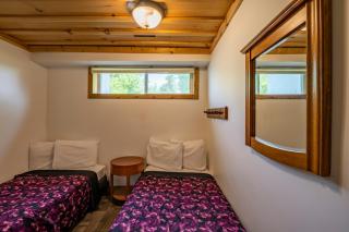 6 bdrm Cottage at Blue Mountain, Private Beach Access, Hot Tub, Sauna, BBQ, Petfriendly - Blue Mountains - 8