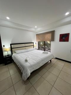Nice and confortable 2 bedrooms apartment in Escazu - 0