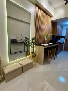 Jays BnB - 9