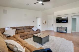 Near Golf Courses Poolside Paradise in Yuma! - Fortuna - 8