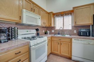 Near Golf Courses Poolside Paradise in Yuma! - Fortuna - 5