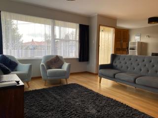 3 Bedroom House Rotorua Fully Fenced & Secure - Rotorua - 0
