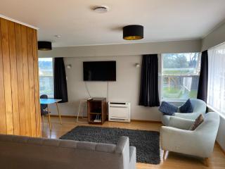 3 Bedroom House Rotorua Fully Fenced & Secure - Rotorua - 8