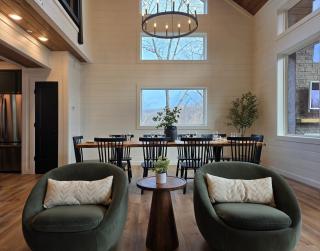 Bearfoot Lodge By Avada Properties - 2