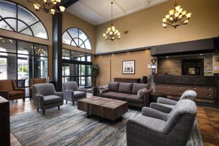 Best Western Plus Kamloops Hotel - 1