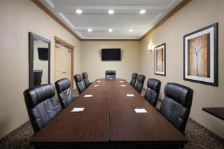 Best Western Plus Kamloops Hotel - Kamloops - 5