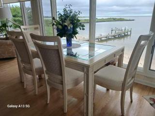 You Private Beach Retreat is your Backyard! - - 3