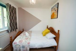 Home close to city center home - 4