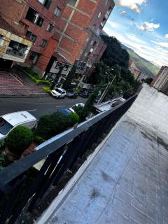 Habitación ideal en laureles - Medellín - 3