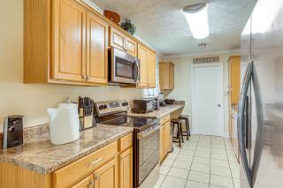 1 Mi to Dtwn Waycross Home with Furnished Porch - Waycross - 1