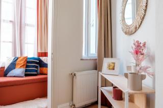 Chic Modern Flat w Balcony 5 min to Taksim - Estambul - 6