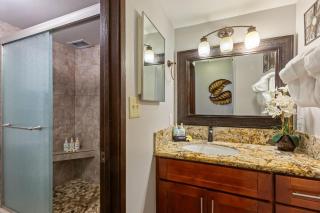 Kihei Akahi C407- Partial ocean view Kihei Condo across from beach - Wailea - 5