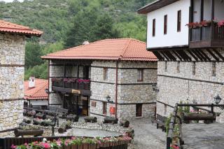 Kompleks Makedonsko Selo - Skopje - 0