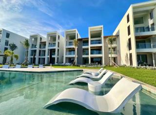 Modern 2BR with golf view, pool front oasis - Punta Cana - 0