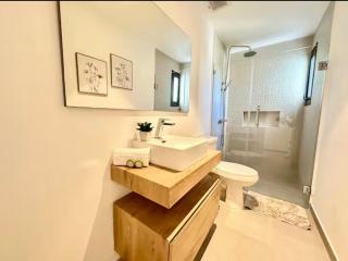 Modern 2BR with golf view, pool front oasis - Punta Cana - 5