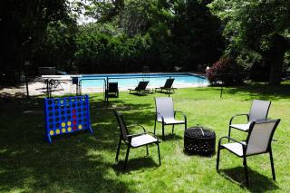 5 Bedroom Luxury Retreat with Heated Pool, Hot Tub and Sauna - London - 5