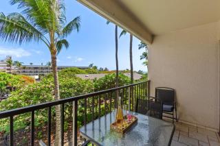 Kihei Akahi C414- Partial ocean view Kihei condo, walk to beach - Wailea - 7