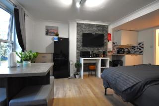 Barbican Studio EC1M central Sleeps 3 - London - 9