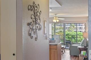 Kihei Akahi C414- Partial ocean view Kihei condo, walk to beach - Wailea - 2
