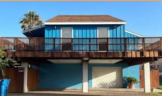 Neto's Nest, steps to beach, pool, sleeps 12 plus - South Padre Island - 5
