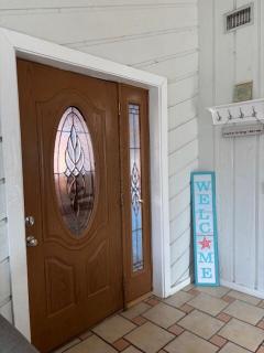 Neto's Nest, steps to beach, pool, sleeps 12 plus - South Padre Island - 8