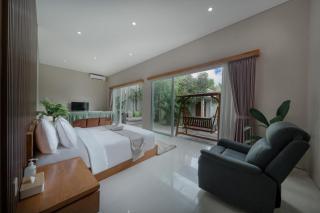 Villa Lumiere - 3BR Luxury Villa with Private Pool - 2