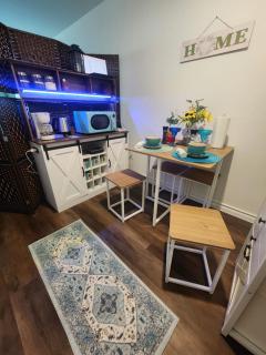 Stylish 1BR Apartment Near Downtown & Airport - San Antonio - 3