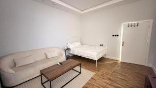 Studio with Master Bed & Self Entry - Riad - 8