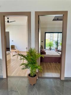 Skywood Villa Apartment - Lucknow - 5