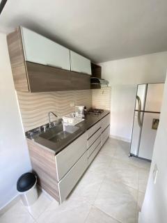 Acogedor apartamento cerca al tranvía 201 - Medellín - 4