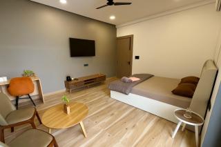 Skywood Villa Apartment - Lucknow - 8