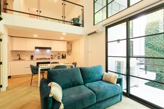 Casco Viejo Loft with Balcony - Rooftop Pool and Gym - 0