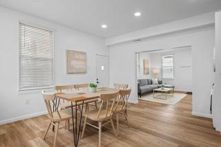 Pittsburgh Spacious and Modern Three Bedroom Apartment with Free Parking - Pittsburgh - 7