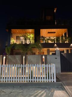 Skywood Villa Apartment - Lucknow - 1
