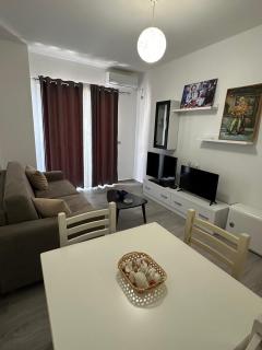 Sol & Sea Apartments 2 - Shëngjin - 3