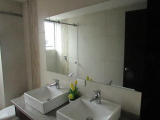Beautiful suite, north center - Quito - 5