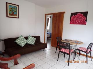 The Finch House (La Casa del Pinzón) - Puerto Ayora - 2