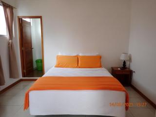 The Finch House (La Casa del Pinzón) - Puerto Ayora - 3