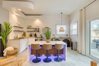 The Cannon Cottage by AvantStay Old Mt. Pleasant Gem Near Sullivan’s Island - Charleston - 2