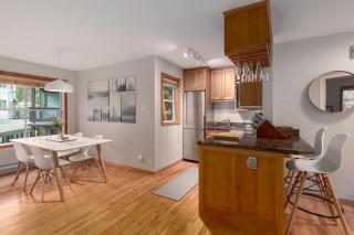 1BR Powderview - Creekside Bright and Cozy Private Bike/Ski Storage Free Parking - Whistler - 7