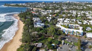 Seaside Charm & Comfort - 1min to Beach - Caloundra - 6