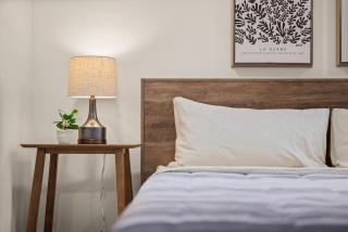 Pittsburgh Modern and Cozy Two Bedroom Apartment With Free Parking - Pittsburgh - 3