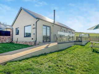 The Old Cowshed - Porchfield - 0